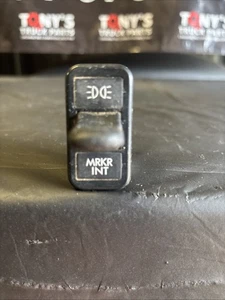 FREIGHTLINER Interior Light Rocker Switch A06-30769-000 - Picture 1 of 5