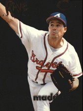 1997 Circa Rave Reviews #6 Greg Maddux - NM-MT