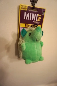 NWT MULTIPET DOG TOY MINIPET HEDGEHOG GREEN 4" WITH SQUEAKER - Picture 1 of 4