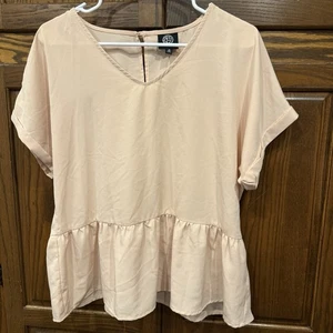 Bobeau Top Blouse M Medium Pink Boxy Peplum Dolman Sleeve Short - Picture 1 of 5