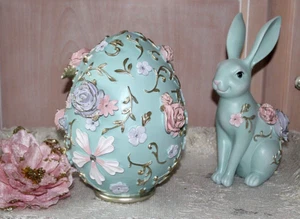 Deko Hase, Clayre & Eef,  hell blau mit Pastell farbigen 3 D Blüten, 28 cm - Bild 1 von 6