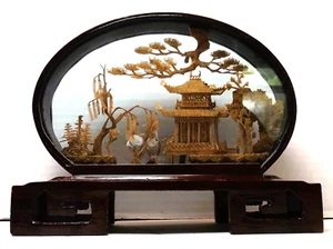 Expositor oriental de árboles y grullas en artículo de vidrio - Imagen 1 de 3