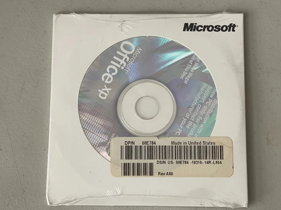 Microsoft Office XP Small Business Version 2002 X08-07612 New & Factory Sealed.. - Image 1 of 4