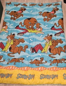 Vintage Scooby Doo Comforter Reversible Twin Size Shaggy 1990’s Blue And Yellow - Picture 1 of 13