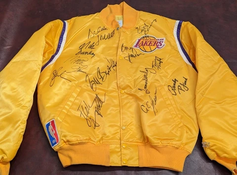 Lakers Legends Signed Starter Jacket Magic Johnson AC Green JSA Cover