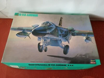 ✅HASEGAWA No.04035 FB-111A Aardvark Plastic Model Kit 1:72 - Immagine 1 di 4