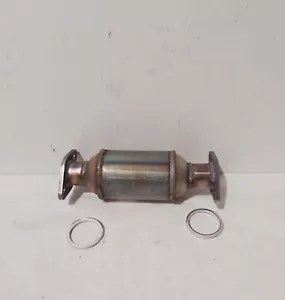 1989 1990 1991 1992 1993 1994 1995 Toyota 4Runner 2.4L L4 Catalytic Converter - Picture 1 of 9