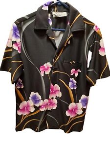 Vintage 70s Hawaiian Aloha Shirt Black Floral Pattern Hilo Hatties Mens M USA