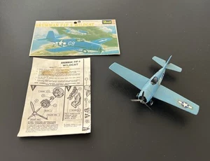 Made & Painted but needs work - Revell Grumman F4F-4 Wildcat 1:72 Scale - Picture 1 of 16