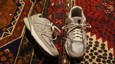 New Balance 990v5 USA Shoes Mens 8 Wide 2E Grey Castlerock Sneakers M990GL5 - Image 1 of 4