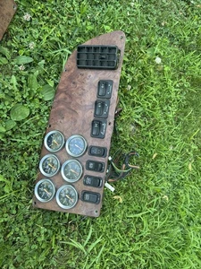 Peterbilt 387 Dash Panel with Gauges and Switches 17-05006m006 - Picture 1 of 6