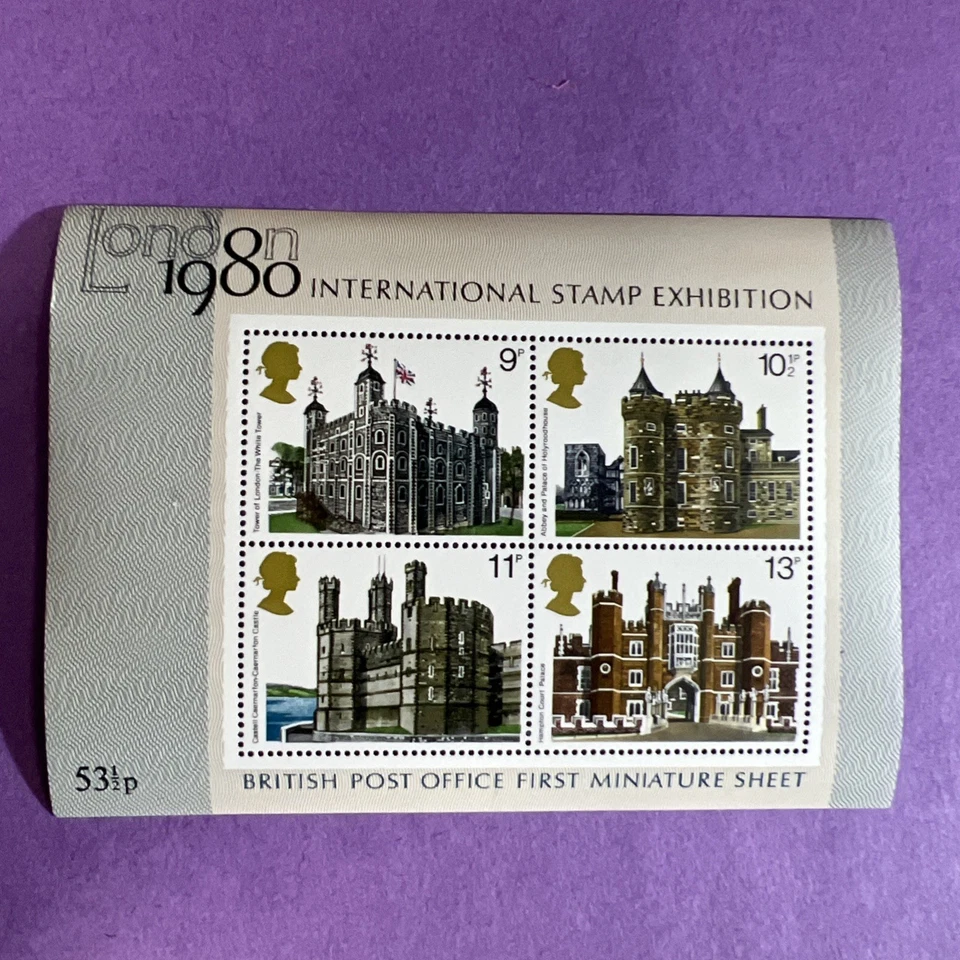 Great Britain 1979 - MNH Scott 834a. Castles. London 1980 Int’l Stamp Exhibition - Image 1 of 1