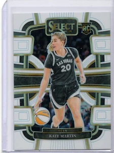 Kate Martin 2024 Panini Select WNBA Concourse RC White Prizm 14/20 SSP - Foto 1 di 2