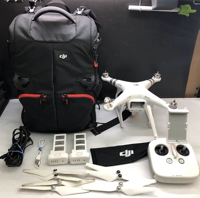 Câmera DJI PHANTOM ADVANCED HD W322 com Controle e Bolsa Montfrotto *LEIA* - Imagem 1 de 4