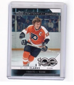 2017-18 Upper Deck Series 1 Centennial Standouts CS-72 Bobby Clarke Flyers - Bild 1 von 2