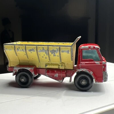 Vtg #70 Ford GRIT SPREADING TRUCK Matchbox Lesney Die Cast - Image 1 of 4