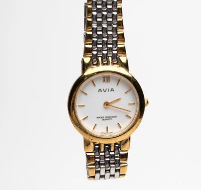 Reloj de Cuarzo Avia Pulsera Dos Tonos Esfera Blanca Movimiento Japón 25mm Foto 1 de 4