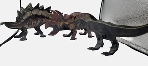 Funwares Ferocious Feasts Dinosaurier Taco Halter 3er Set T-Rex, Steggy, Tricero - Bild 1 von 7