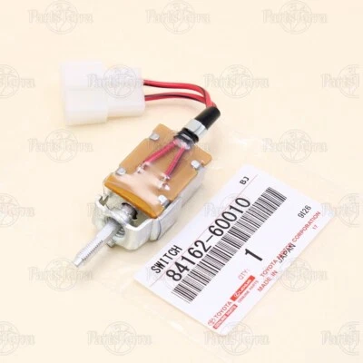 8416260010 Genuine Toyota 1975-1984 LAND CRUISER FJ40 Fog Light Lamp Switch Assy - Image 1 of 4