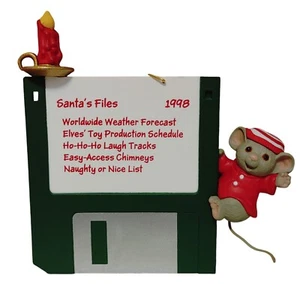 Vintage Keepsake Hallmark Ornament "CHECKING SANTA'S FILES" mouse su disco 1998 - Foto 1 di 4