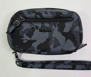 Myabetic James Camo Compact case for Glucose Wristlet Diabetes Kit Purse travel - Picture 1 of 8