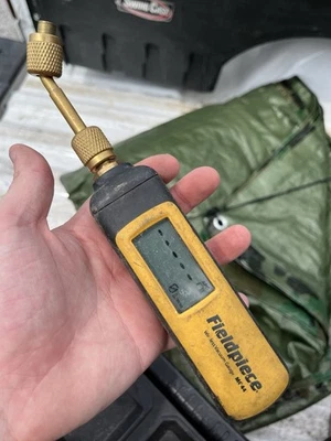 Medidor de vacío inalámbrico Fieldpiece MG44 rango de 50 a 2500 micras Foto 1 de 2