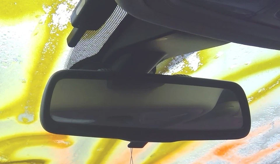 15 2016 17 Chrysler 200 Rear View Mirror Automatic Dimming w/ Microphone - Image 1 of 4