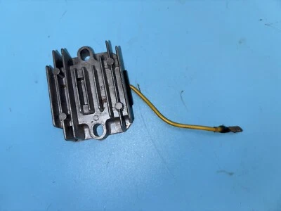 00-13 Husqvarna WR250 CR250 2006 REGULADOR Y RECTIFICADOR Foto 1 de 4