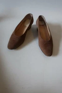 WOMENS SILVIA FIORENTINA TAN SUEDE PUMP SZ 8* - Picture 1 of 6