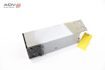 Parachoques delantero Tesla Model Y 2020-2024 soporte de riel de extensión lateral derecho OEM Foto 1 de 4