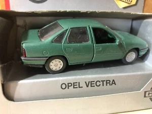 Opel Vectra Verde Chiaro - GAMA 1:43 - Picture 1 of 1