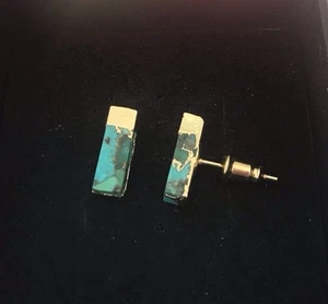 Turquoise 18ct Gold On Silver Stud earrings Dainty Size Stunning - Picture 1 of 6