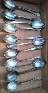 11 Lot Vintage 1847 Rogers Bros Triple Silver Plate Spoons Heraldic Pattern - Picture 1 of 3