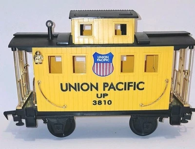 Scientific Toys Eztec G Scale Train Union Pacific UP 3810 Boxcar - Image 1 of 4