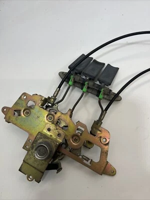 1988 HONDA GOLDWING 1500 REAR TRUNK RELEASE LEVERS USED NO KEY.  - Image 1 of 4