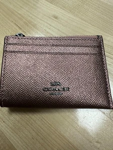 Llavero Coach Mini Flaco Estuche de Identificación para Mujer Talla Única Oro Rosa Granulado Cuero - Imagen 1 de 7