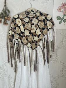 Brown Floral Vtg Piano Shawl Fringe Tassels Grandmacore Boho Hippie Festival - Picture 1 of 5