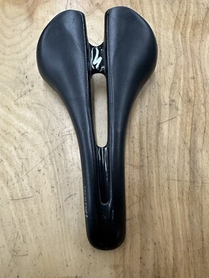 Sillín Specialized Romin 155 mm asiento bicicleta titanio usado Foto 1 de 4
