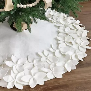 Christmas Tree Skirt Decor: 48 inches Cream White Tree Skirt with Handmade Po... - Picture 1 of 3
