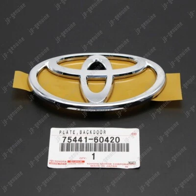 Insignia emblema cromada puerta trasera Toyota Land Cruiser 1996-1997 original OEM Foto 1 de 4