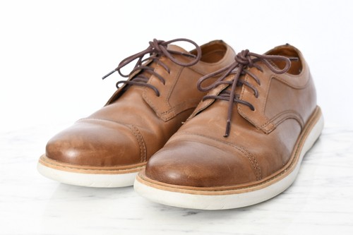 Scarpe comode Clarks Draper in pelle marrone punta a cappuccio casual Oxford da uomo taglia 10