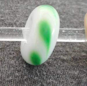 ciondolo perle vetro gioielli arte vetro Fenton bianco verde nuovo B35 - Foto 1 di 2