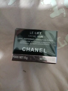 CHANEL LE LIFT creme yeux 15 ml LEVIGANTE RASSODANTE - Foto 1 di 3