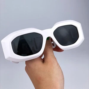 Gafas de sol Versace para mujer blancas grises ovaladas VE4425U MAXI MEDUSA BIGGIE 314/87 NUEVAS - Imagen 1 de 15