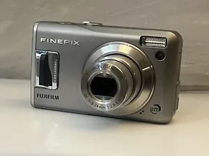 Fujifilm Finepix F31fd Digital Compact Camera | Body Only | Tested - Picture 1 of 7