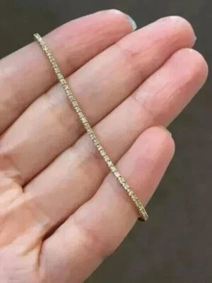 Brazalete de fiesta de tenis enchapado en oro amarillo de 14 quilates con diamantes simulados de corte redondo de 3,00 quilates Foto 1 de 4