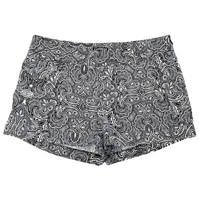 Pantalones cortos Express con puños con estampado de cachemira Foto 1 de 4