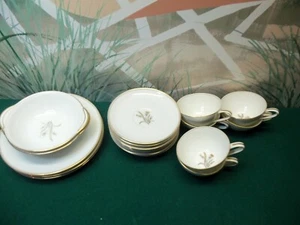 JUEGO PARCIAL DE 19 PIEZAS DE NORITAKE CHINA LYNNE 5523 CON BORDE DORADO - Imagen 1 de 6