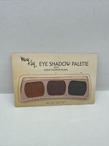 VTG 80s Mary Kay Eyeshadow PALETTE Great Fashion Plums 0426 3 Color NOS
