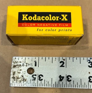 Película Kodacolor-X CX 127 de colección caducada diciembre 1965 - Imagen 1 de 3